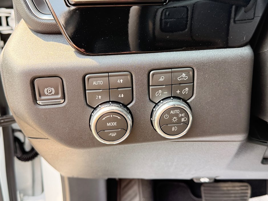 2026 GMC Sierra 3500 HD SLT SRW-9