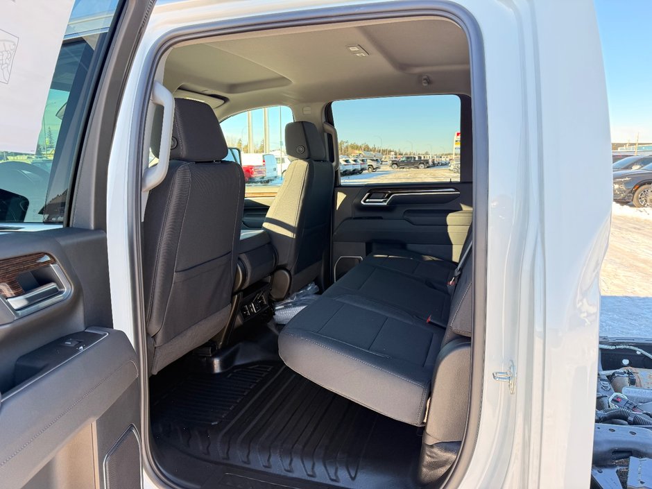 2026 GMC Sierra 3500CC SLE-11
