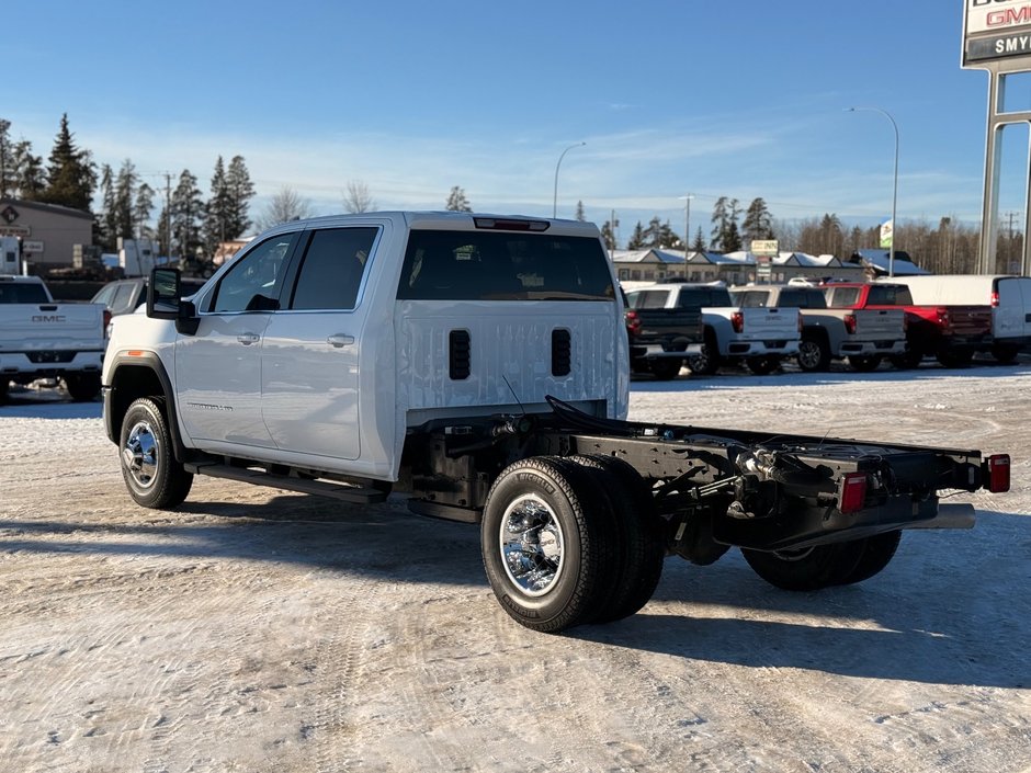 2026 GMC Sierra 3500CC SLE-6