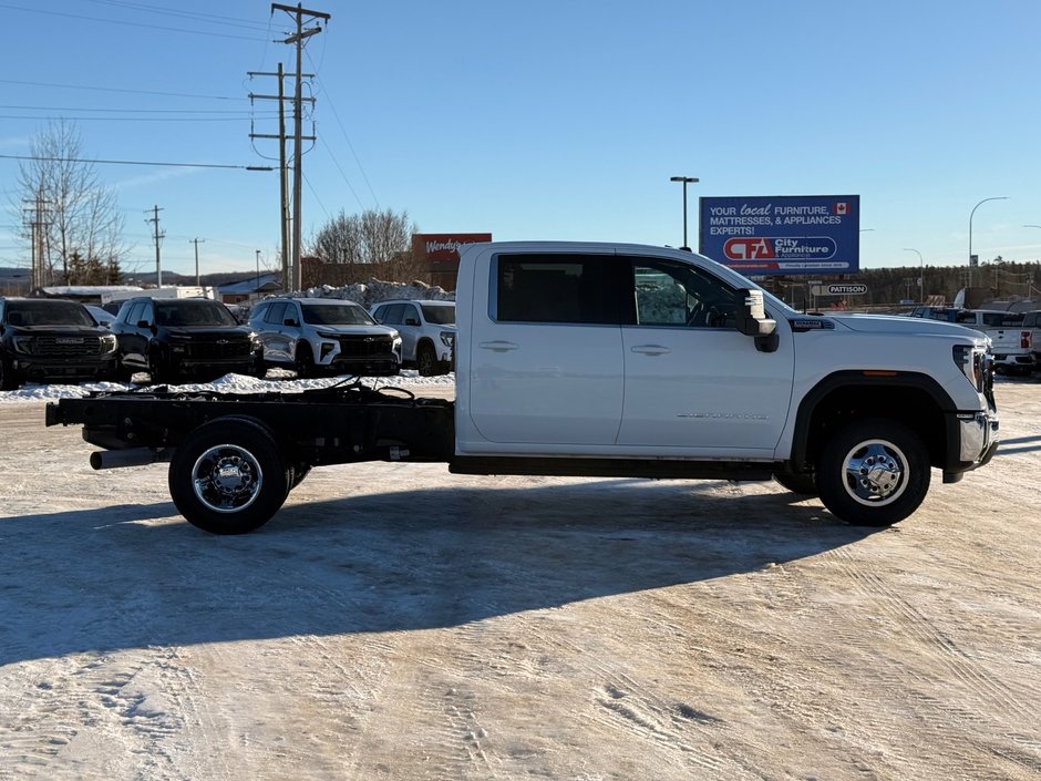 2026 GMC Sierra 3500CC SLE-3