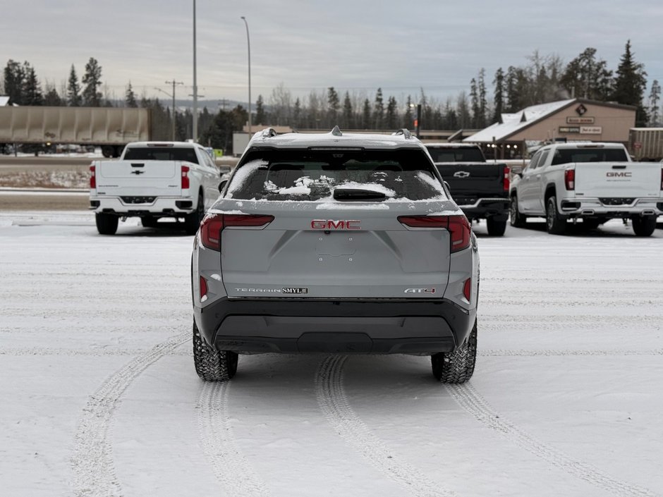 2026 GMC Terrain AT4-5
