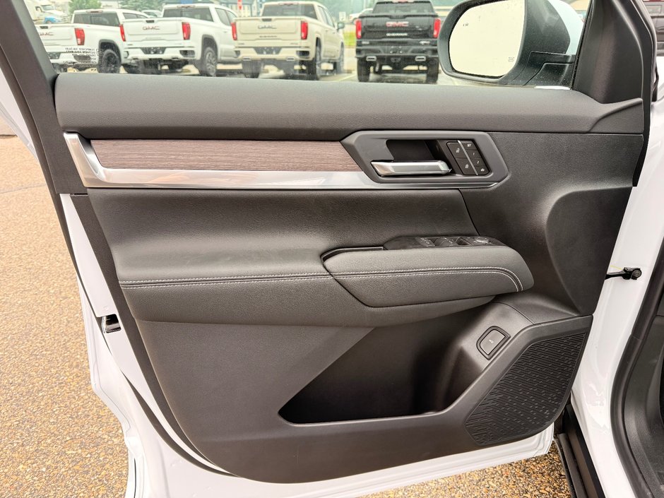 2027 GMC Terrain Denali-9