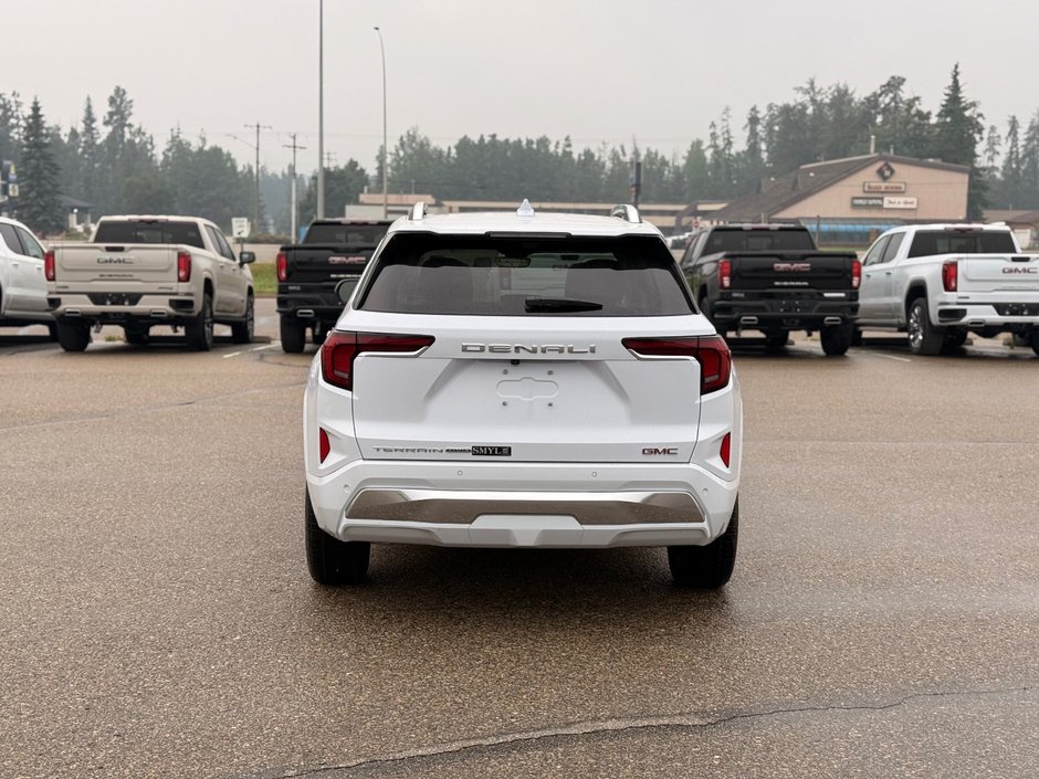 2027 GMC Terrain Denali-5