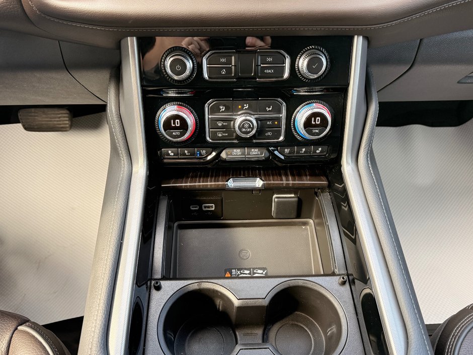 2023 GMC Yukon XL 4WD Denali Denali-17
