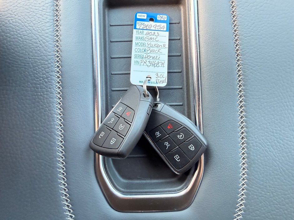 2023 GMC Yukon XL 4WD Denali Denali-21