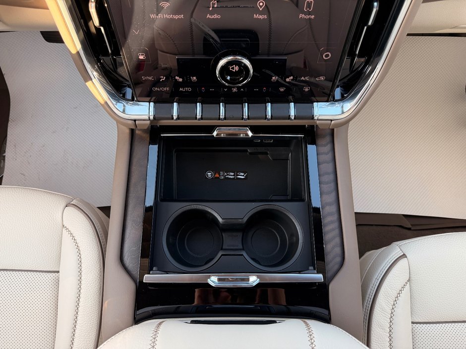 2025 GMC Yukon Denali-16