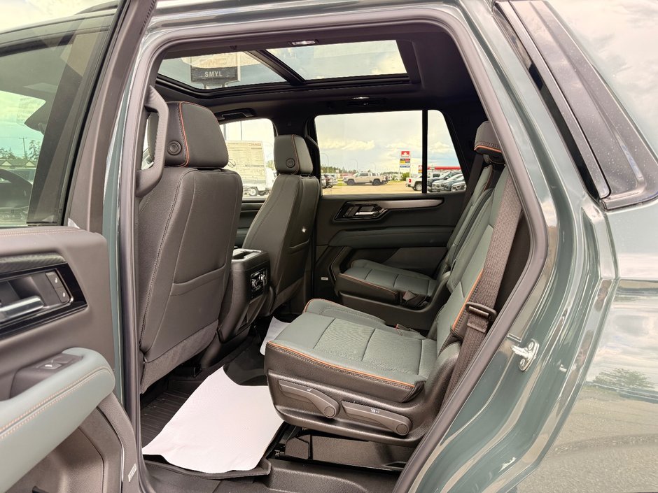 2026 GMC Yukon AT4-11