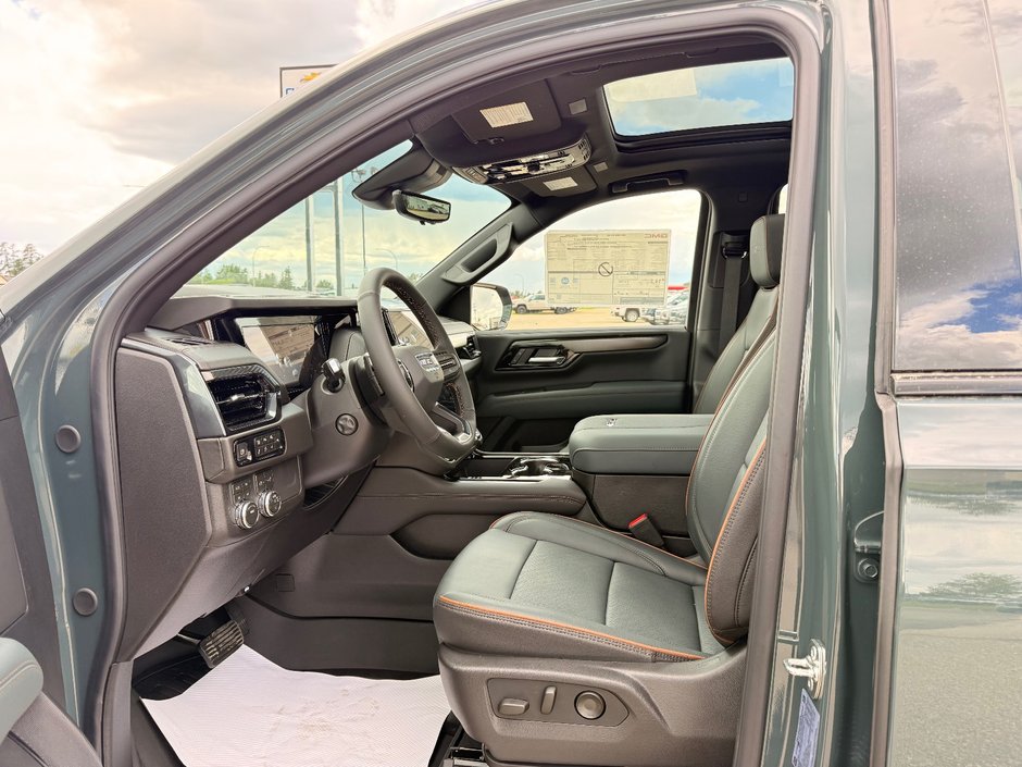 2026 GMC Yukon AT4-10