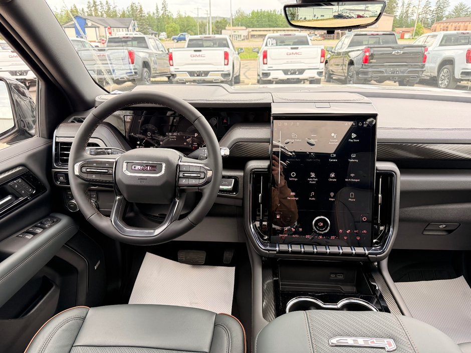 2026 GMC Yukon AT4-13