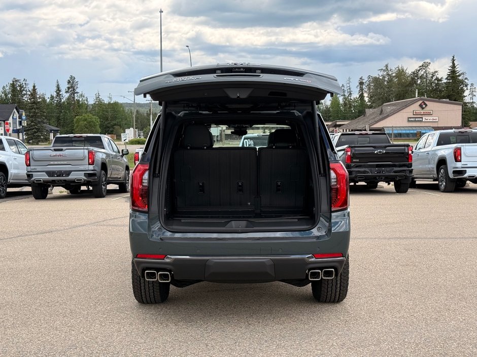 2026 GMC Yukon AT4-6