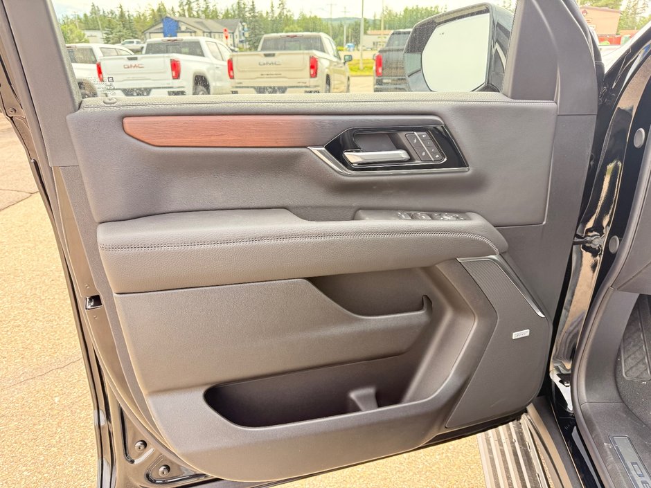 2026 GMC Yukon Denali-10
