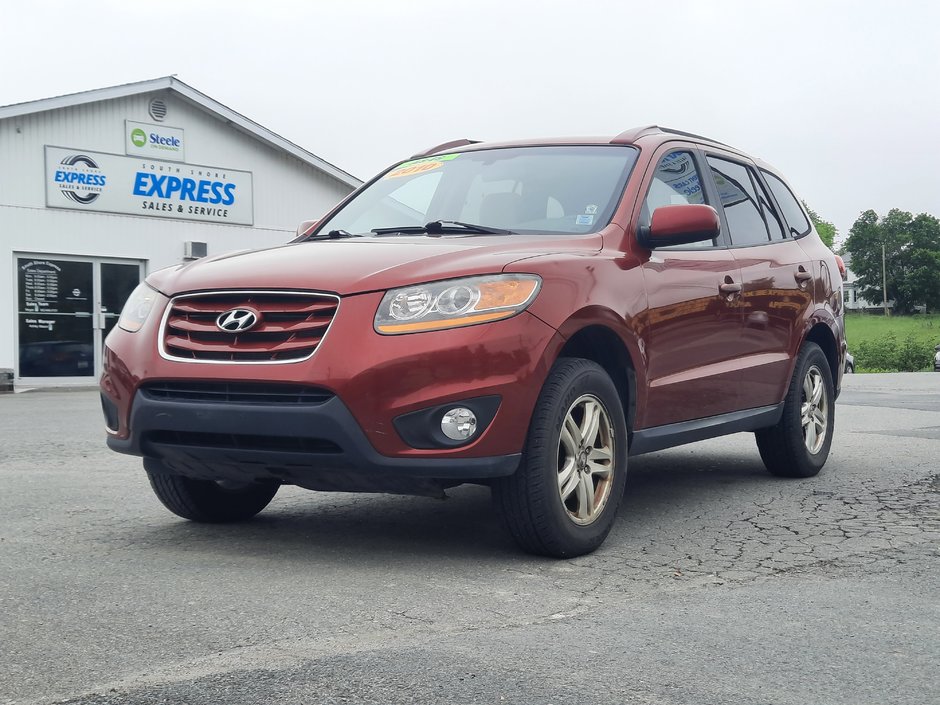 2010 Hyundai Santa Fe GL in Hebbville, Nova Scotia