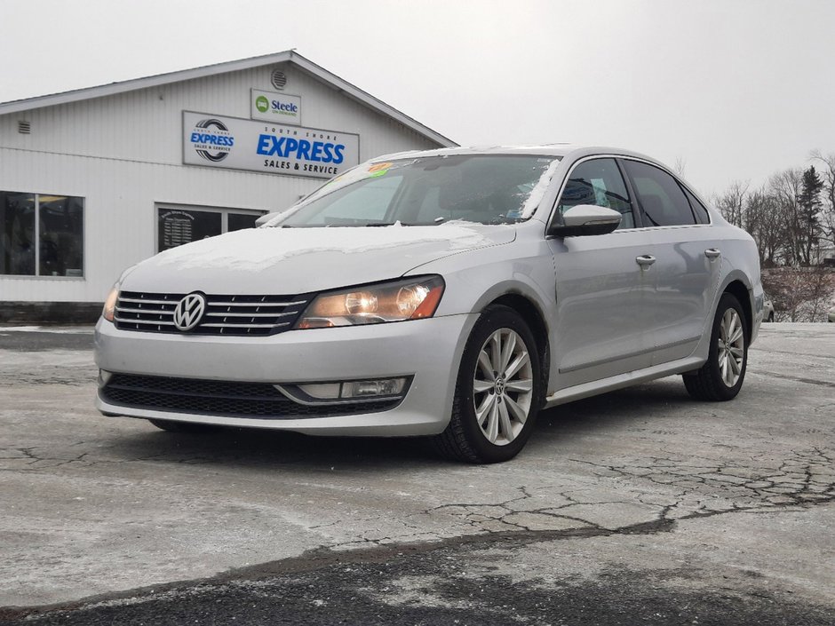 2012 Volkswagen Passat 2.5L Auto Highline in Hebbville, Nova Scotia