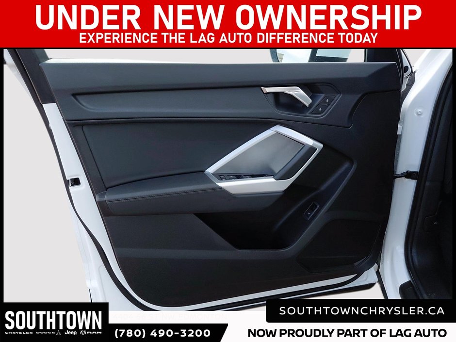 2025 Audi Q3 quattro-10