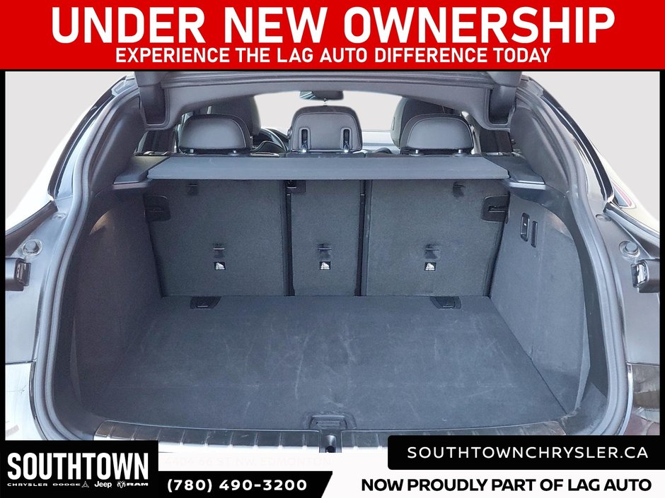 2025 BMW X4 xDrive30i-5