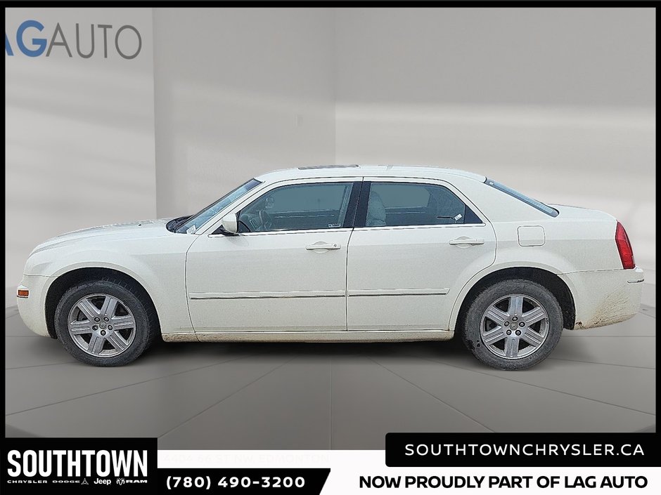2005 Chrysler 300-4