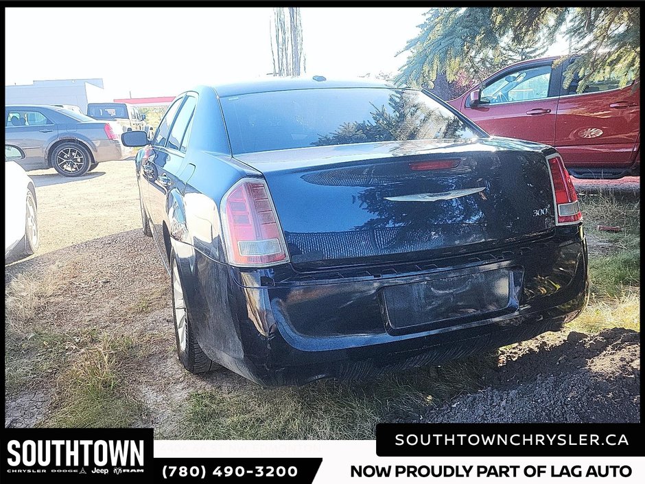 2012 Chrysler 300 Touring