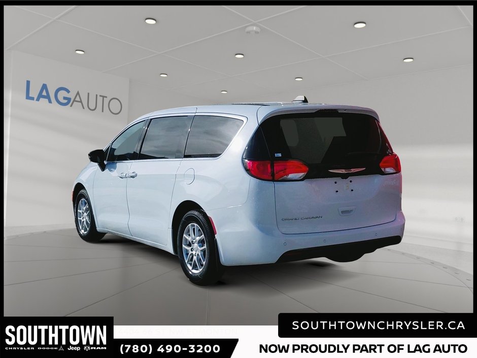 2026 Chrysler Grand Caravan SXT-3