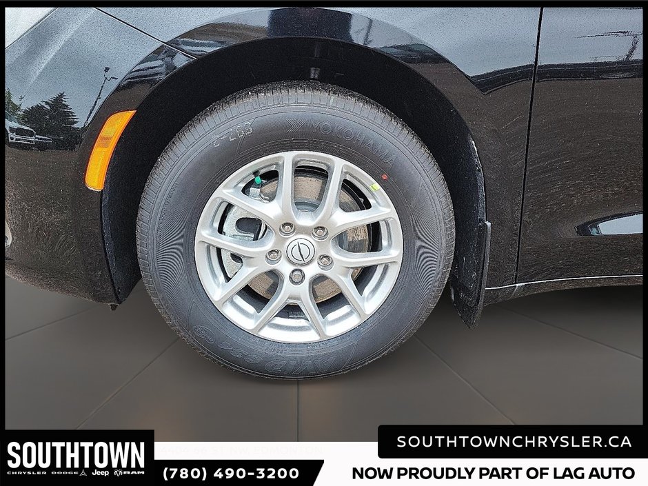 2026 Chrysler Grand Caravan SXT-6