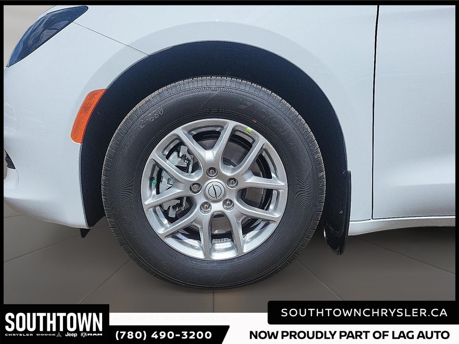 2026 Chrysler Grand Caravan SXT-6