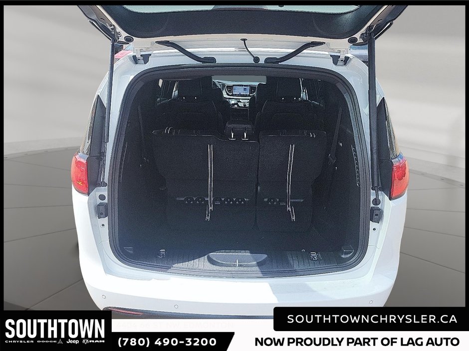 2026 Chrysler Grand Caravan SXT-5