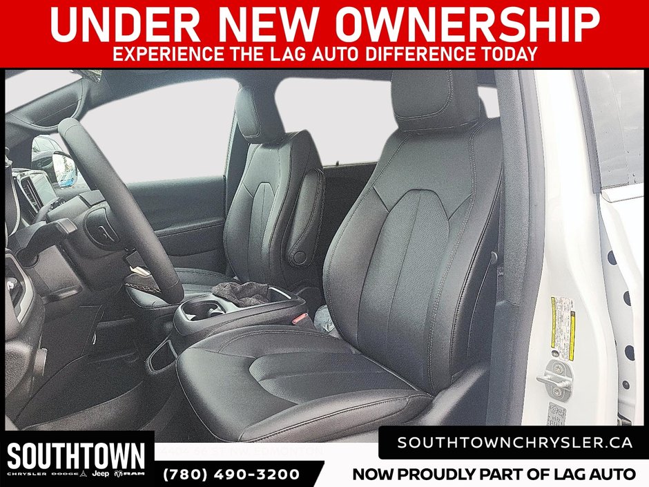 2026 Chrysler Grand Caravan SXT-8