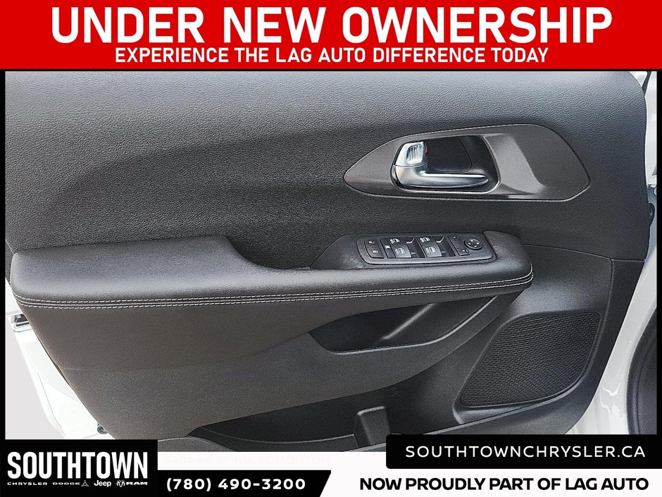 2026 Chrysler Grand Caravan SXT-10