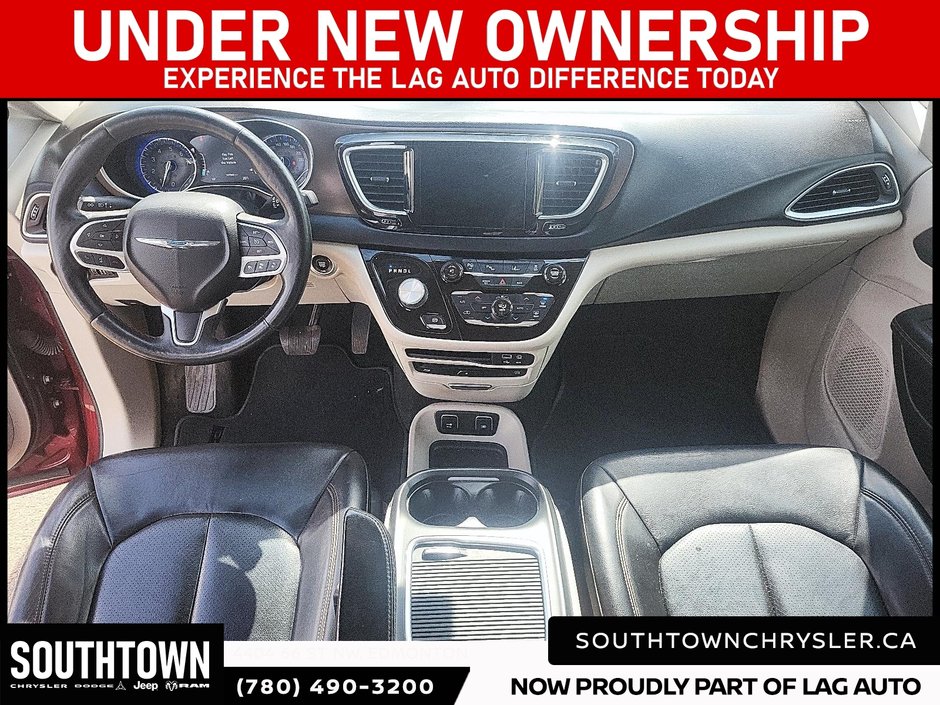 2017 Chrysler Pacifica Touring-L Plus-9