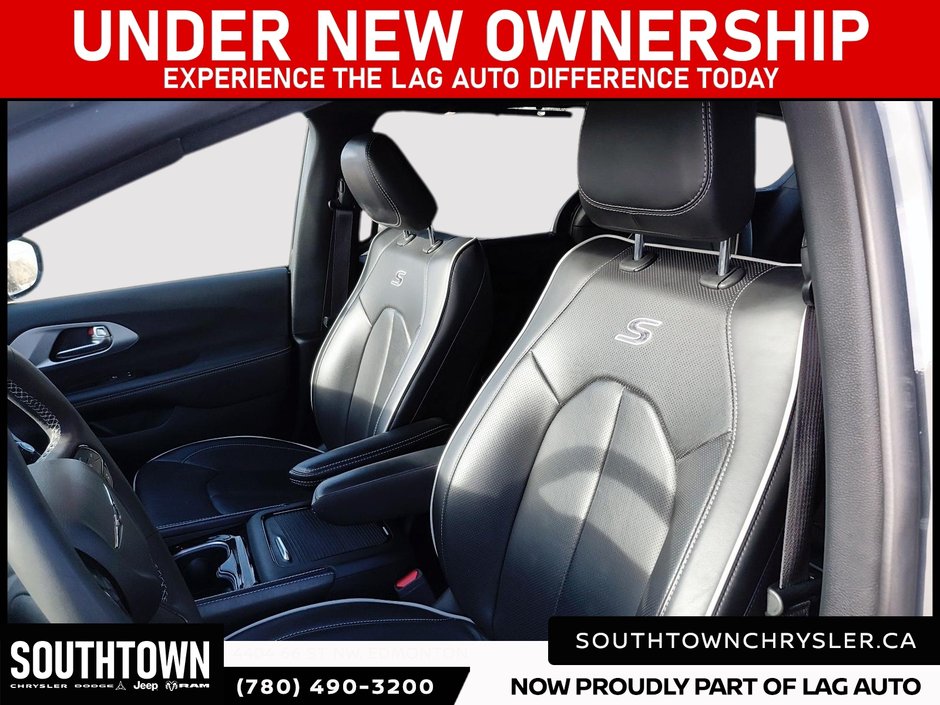 2025 Chrysler Pacifica Limited-8