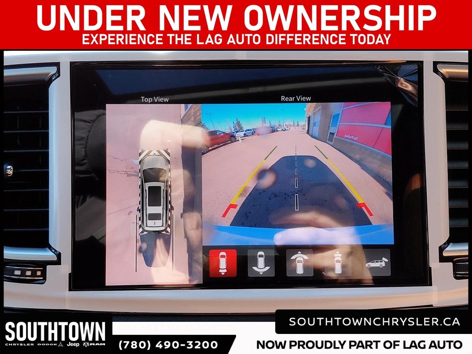 2026 Chrysler Pacifica PINNACLE-16