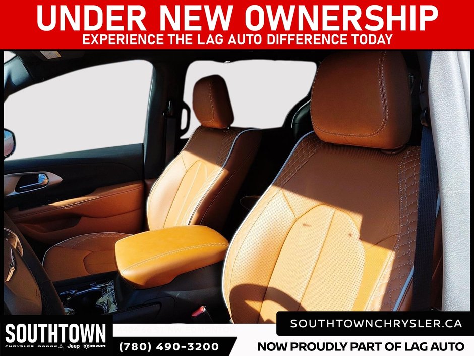 2026 Chrysler Pacifica PINNACLE-8