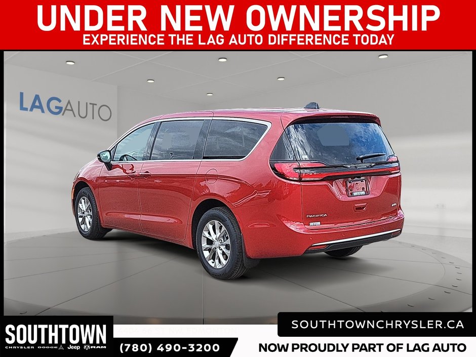 2027 Chrysler Pacifica SELECT AWD-3