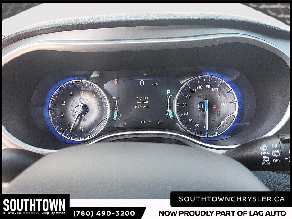 2027 Chrysler Pacifica SELECT AWD-11