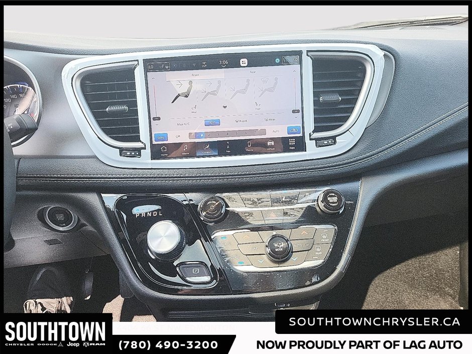 2027 Chrysler Pacifica SELECT AWD-15