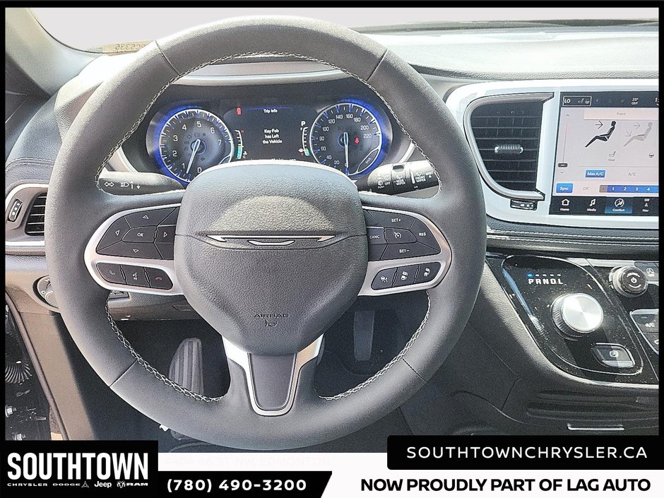 2027 Chrysler Pacifica SELECT AWD-11