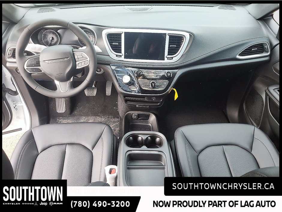 2027 Chrysler Pacifica SELECT AWD-9