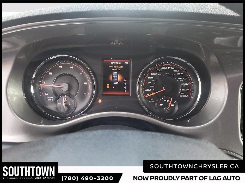 2012 Dodge Charger SE-12
