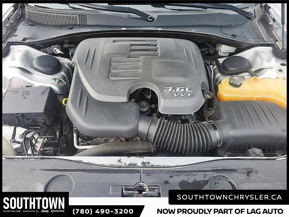 2012 Dodge Charger SE-6