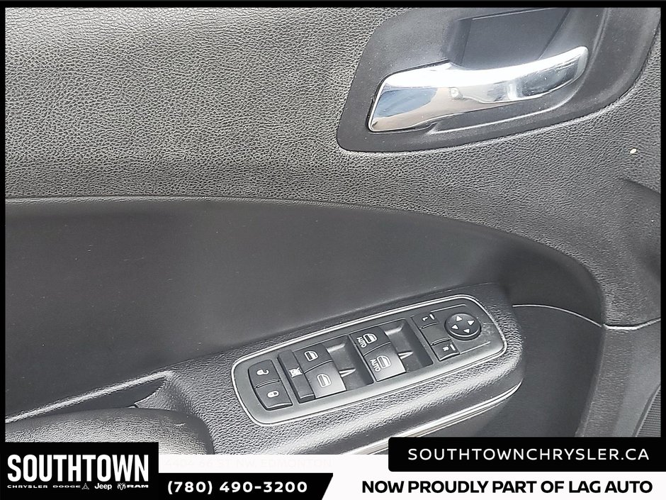 2012 Dodge Charger SE-9