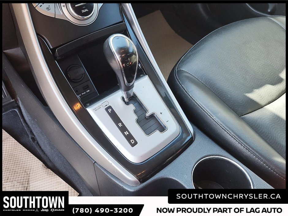 2013 Hyundai Elantra Limited w/Navi-12