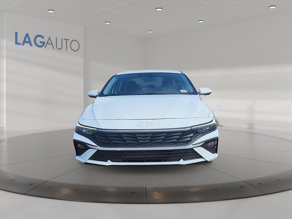 2024 Hyundai Elantra Preferred