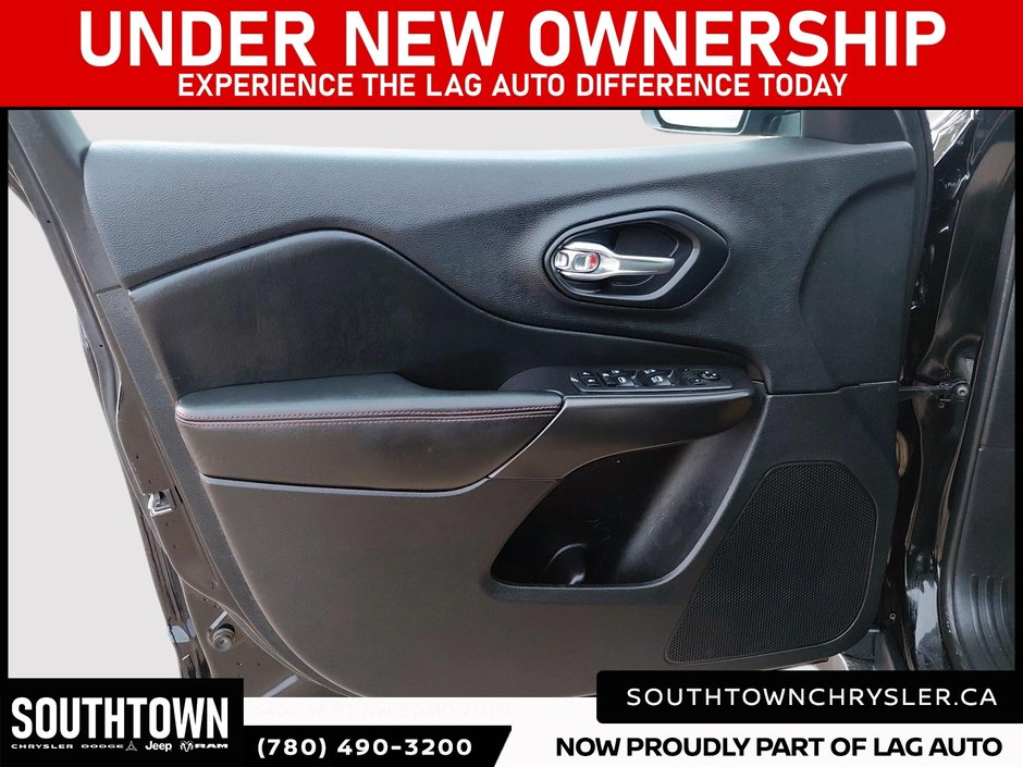 2020 Jeep Cherokee Trailhawk-10