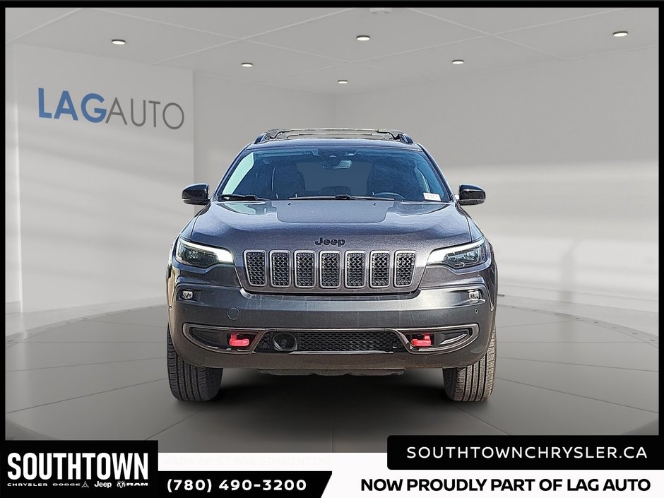 2023 Jeep Cherokee Trailhawk