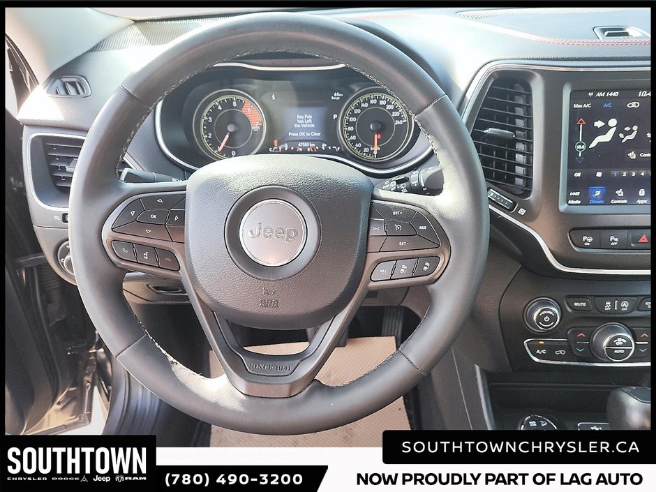 2023 Jeep Cherokee Trailhawk