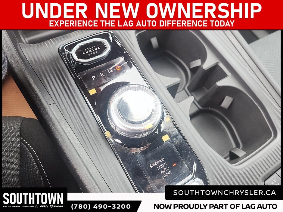 2026 Jeep Cherokee LAREDO-14