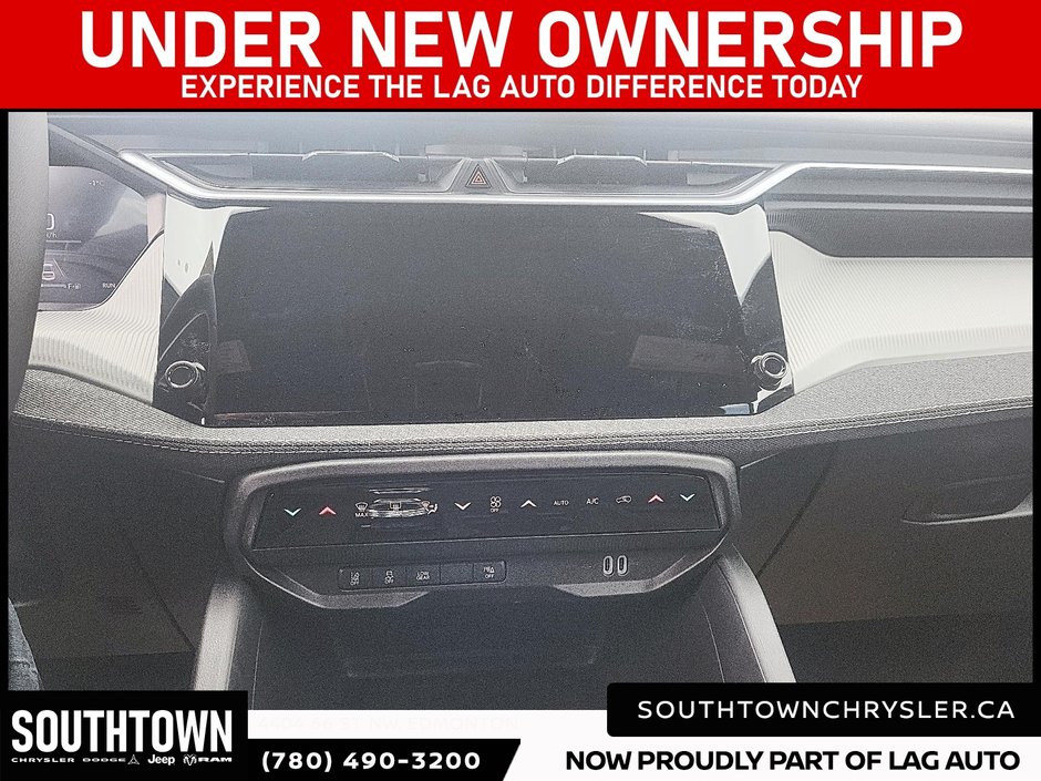 2026 Jeep Cherokee LAREDO-16