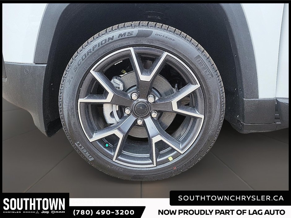 2026 Jeep Cherokee OVERLAND-6