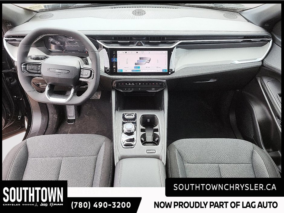 2026 Jeep Cherokee LAREDO-9