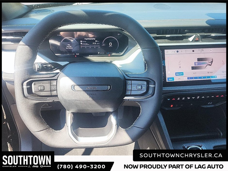 2026 Jeep Cherokee LAREDO-11
