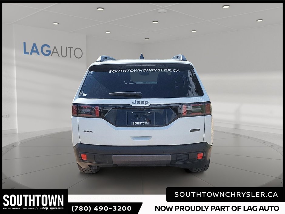 2026 Jeep Cherokee OVERLAND-2